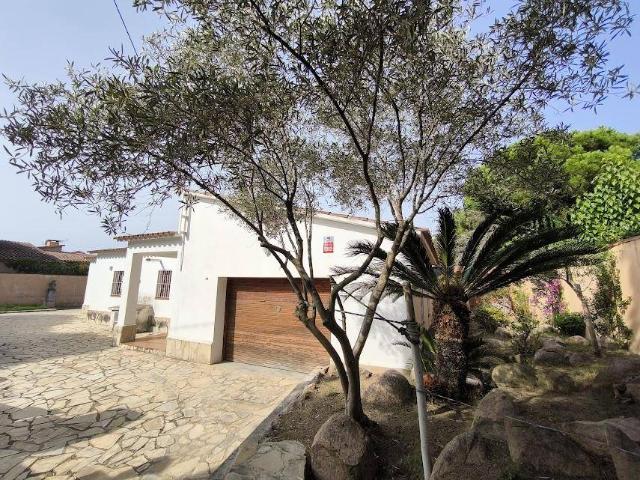 Casa chalet en Venta en Montgoda