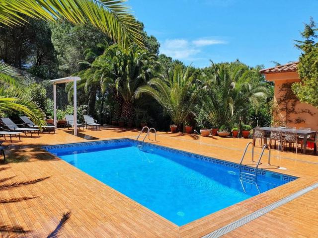 Casa chalet en Venta en Montgoda