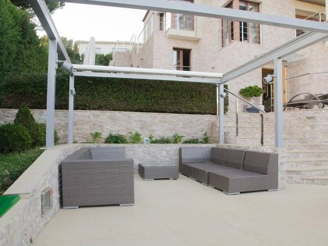 Casa chalet en Venta en Montgoda