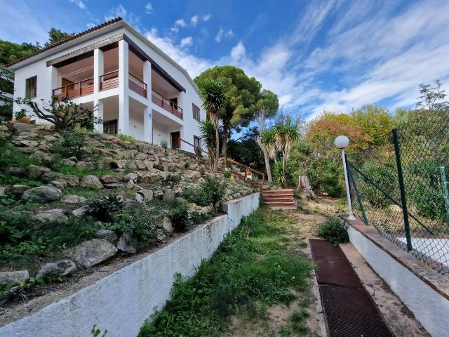 Casa chalet en Venta en Montgoda