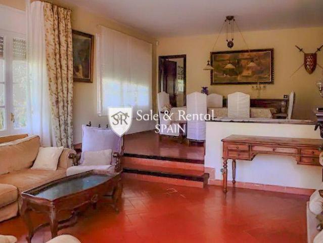 Casa chalet en Venta en Montgoda