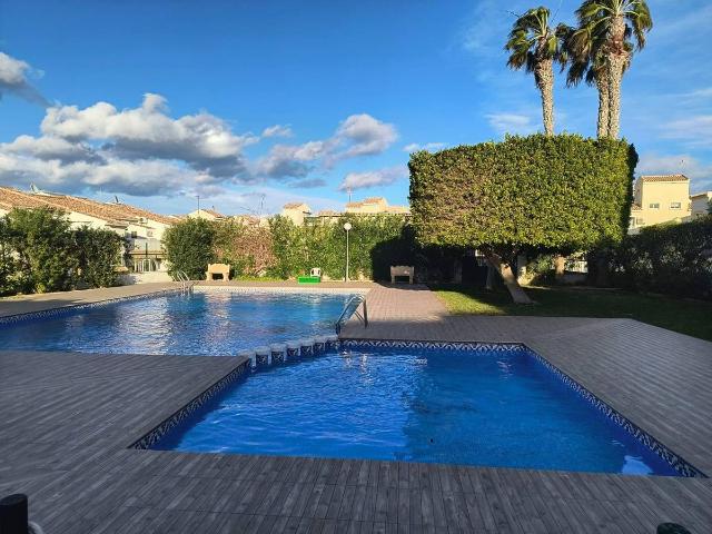 Casa chalet en Venta en Monte y Mar