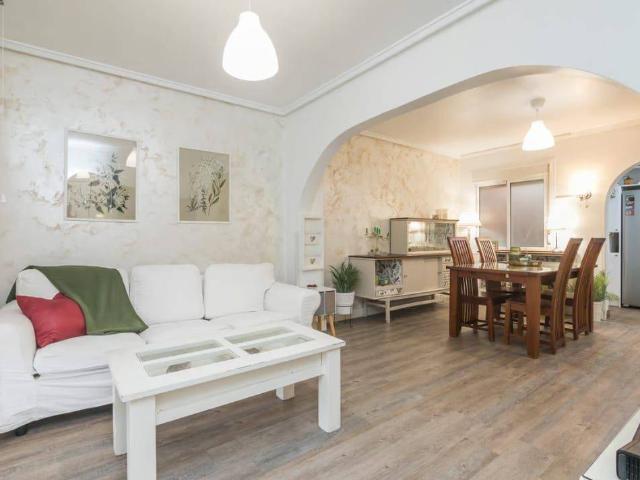 Casa chalet en Venta en Monte y Mar