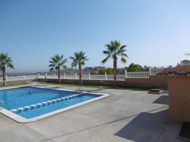 Casa chalet en Venta en Monte y Mar