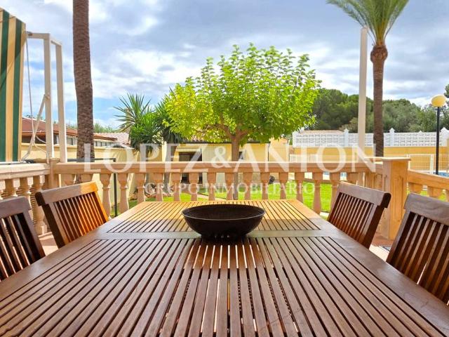 Casa chalet en Venta en Montealegre