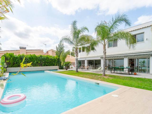 Casa chalet en Venta en Montealegre