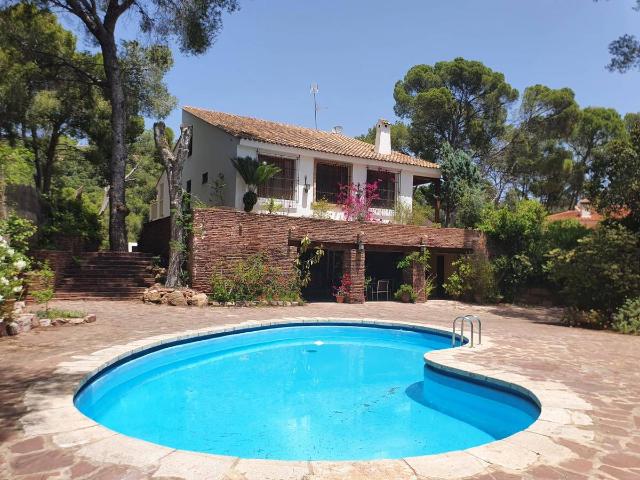 Casa chalet en Venta en Monteamor La Carrasca El Peucal