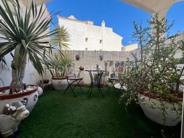 Casa chalet en Venta en Montebello Nou Espai