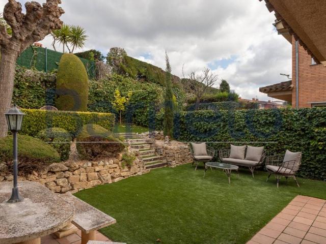 Casa chalet en Venta en Montilivi