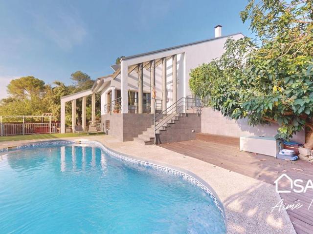 Casa chalet en Venta en Montjuïc