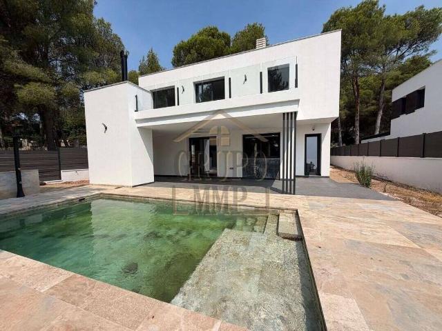 Casa chalet en Venta en Montornés Las Palmas El Refugio