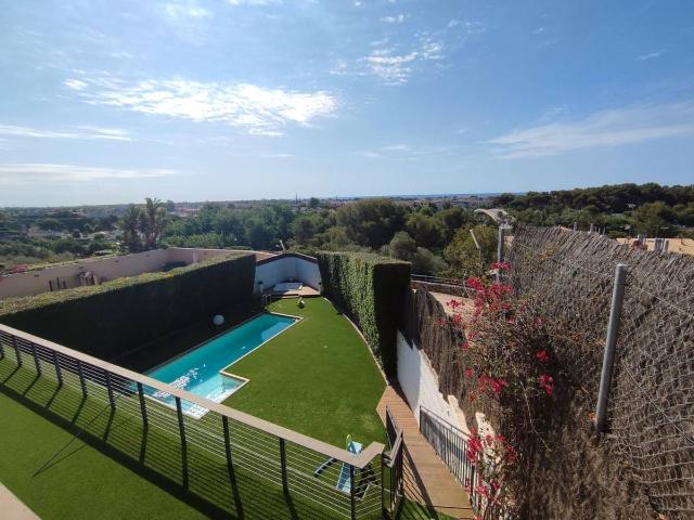 Casa chalet en Venta en Montmar