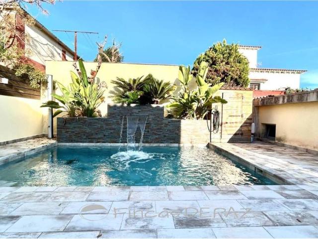 Casa chalet en Venta en Montmar