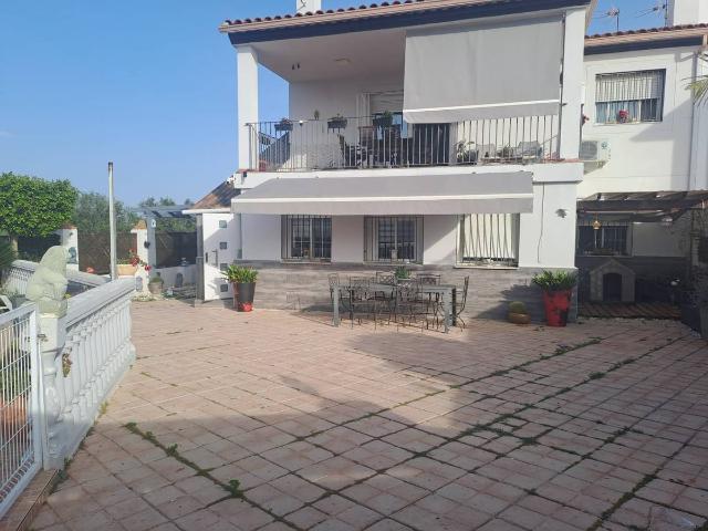 Casa chalet en Venta en Montserrat