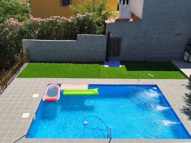 Casa chalet en Venta en Montroi / Montroy