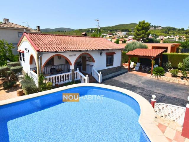 Casa chalet en Venta en Montroi / Montroy