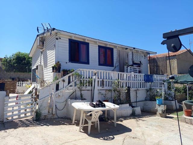 Casa chalet en Venta en Montroi / Montroy