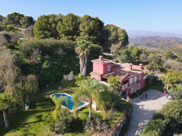 Casa chalet en Venta en Monda