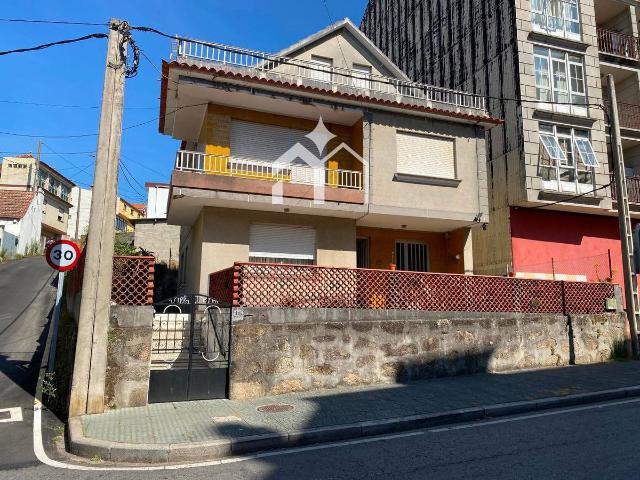 Casa chalet en Venta en Moaña