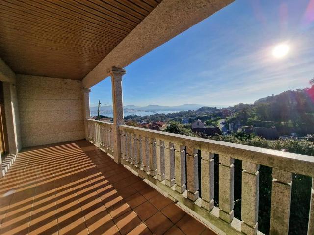 Casa chalet en Venta en Moaña
