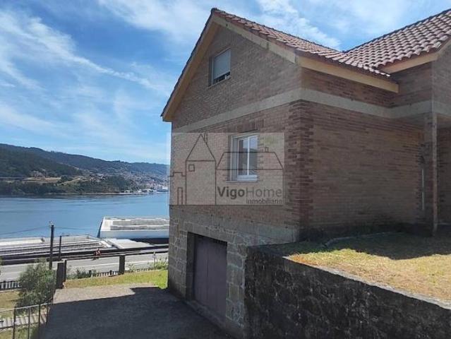 Casa chalet en Venta en Moaña