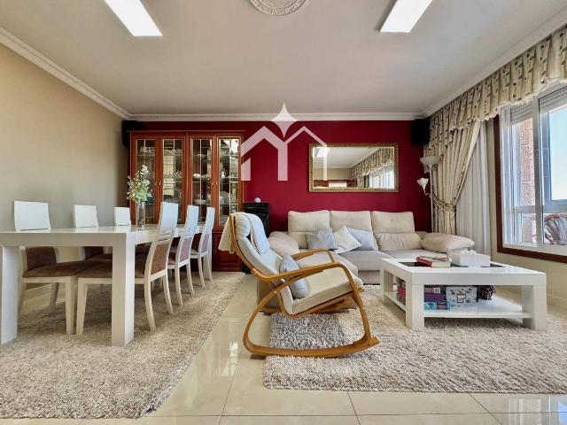 Casa chalet en Venta en Moaña