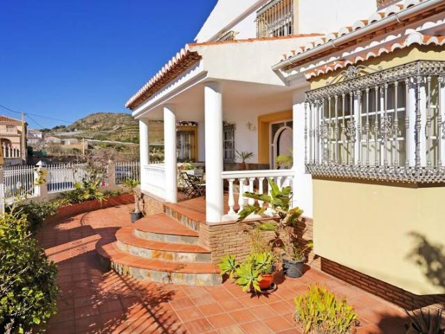 Casa chalet en Venta en Molvízar