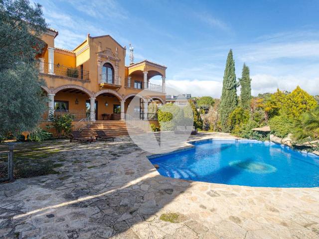 Casa chalet en Venta en Molino de la Hoz