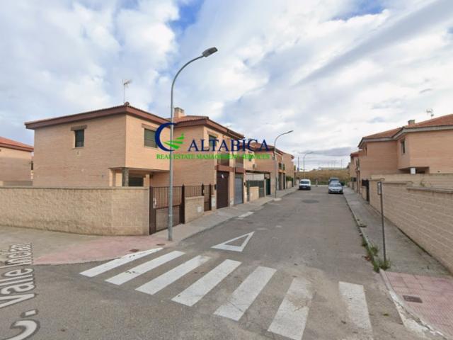 Casa Chalet en Venta en Mora Toledo