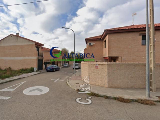 Casa Chalet en Venta en Mora Toledo