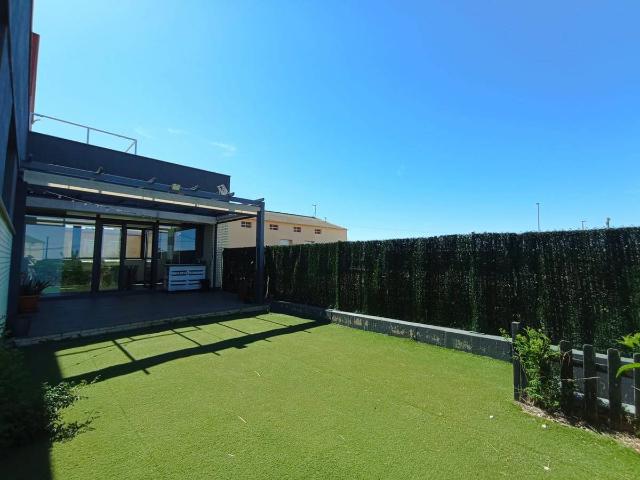 Casa chalet en Venta en Mozárbez