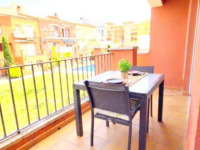 Casa chalet en Venta en Muga Gran Reserva Badia