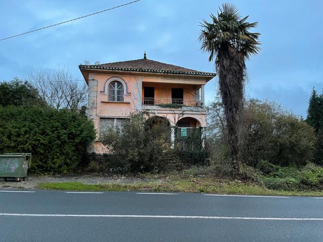 Casa chalet en Venta en Mugardos