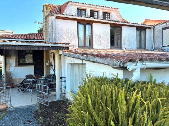 Casa chalet en Venta en Mugardos