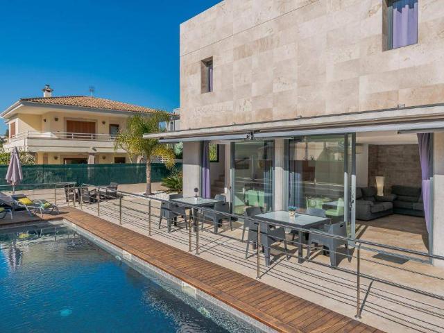 Casa chalet en Venta en Muro