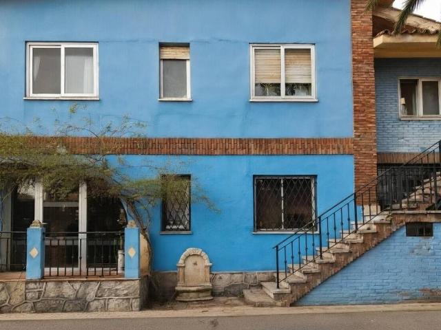 Casa chalet en Venta en Muros de Nalón