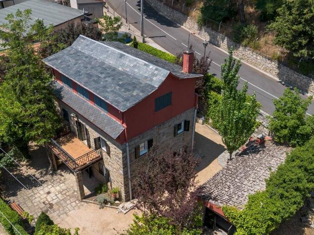 Casa chalet en Venta en Navacerrada