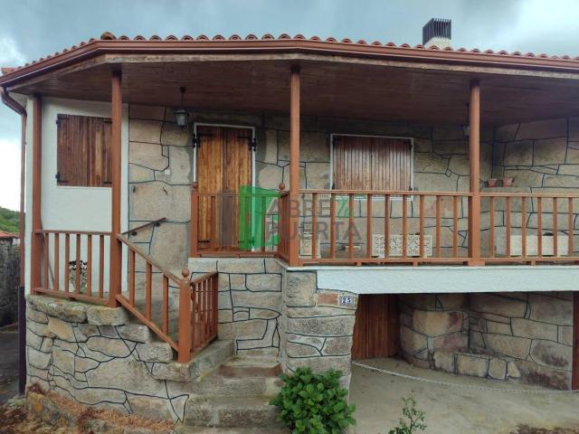 Casa chalet en Venta en Nogueira de Ramuín