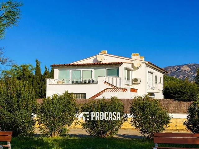 Casa chalet en Venta en Nord