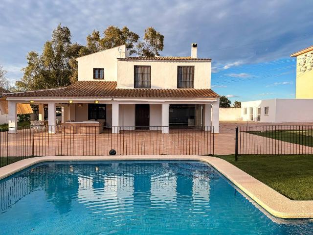 Casa chalet en Venta en Noroeste