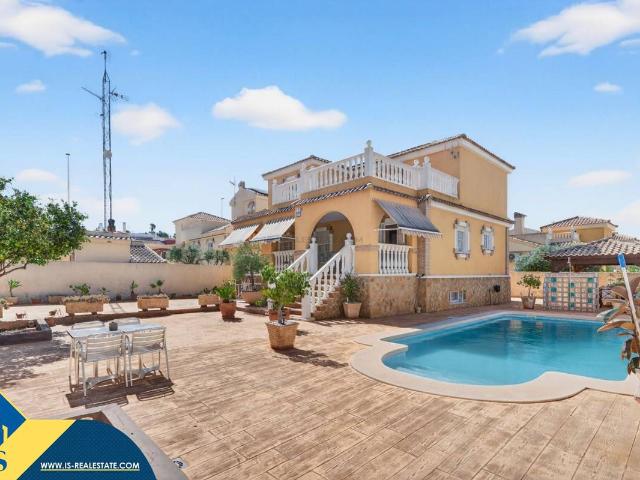 Casa chalet en Venta en Novamar Mediterráneo
