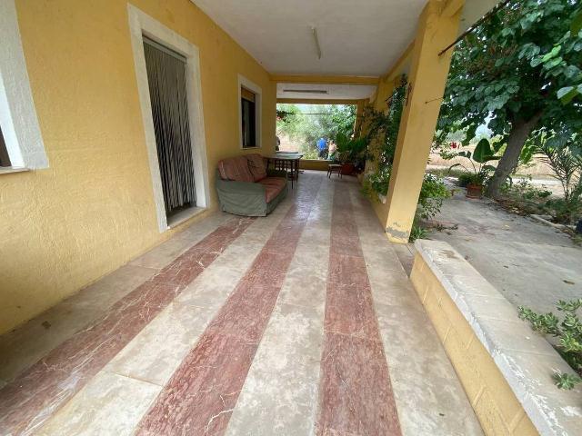 Casa chalet en Venta en Novelda