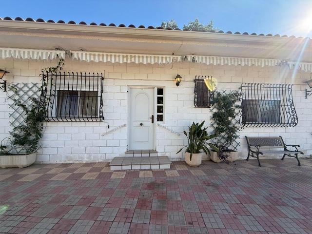 Casa chalet en Venta en Novelda