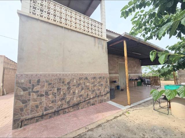 Casa chalet en Venta en Novelda