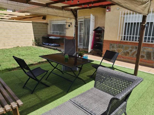 Casa chalet en Venta en Novés