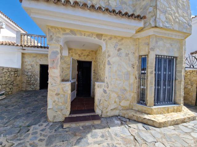 Casa chalet en Venta en Núcleo urbano