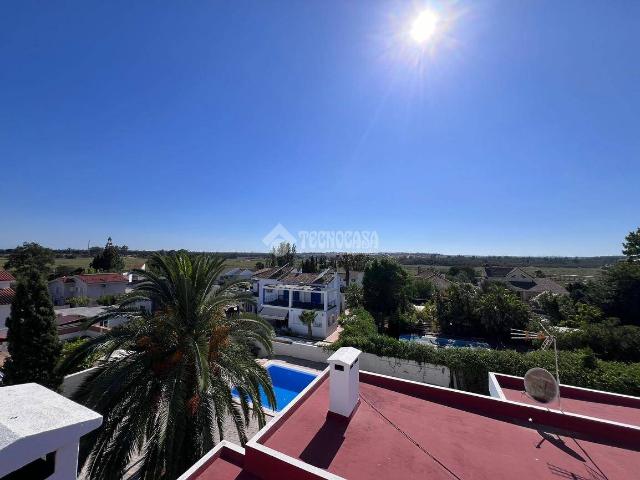 Casa chalet en Venta en Núcleo urbano