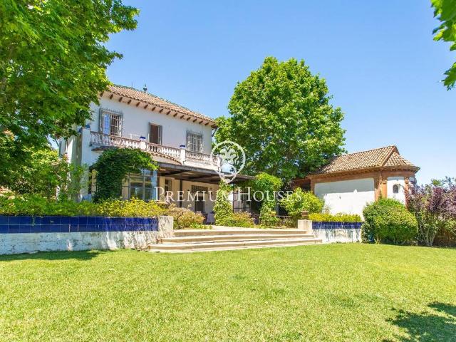 Casa chalet en Venta en Nucli Urbà