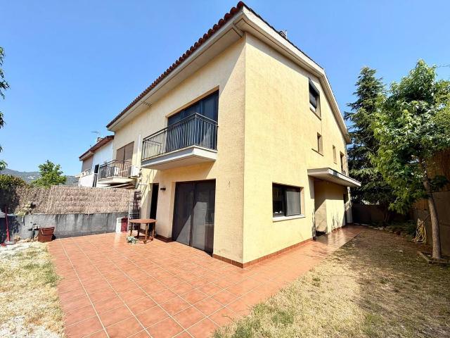 Casa chalet en Venta en Nucli Urbà