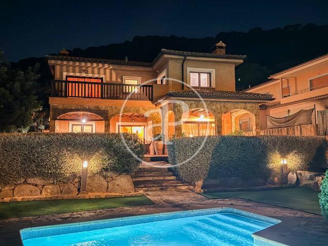 Casa chalet en Venta en Nucli Urbà
